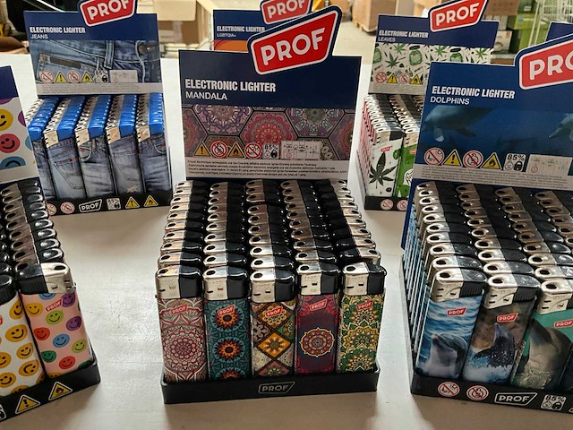 Prof diverse aanstekers in display (550x) - afbeelding 2 van  3