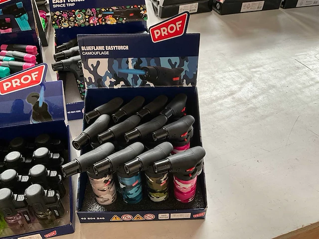 Prof easy torch & jetflame aanstekers in display - afbeelding 2 van  7