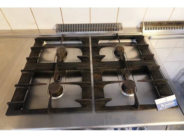 Professioneel gasfornuis met 4 branders (electrolux) - afbeelding 2 van  8
