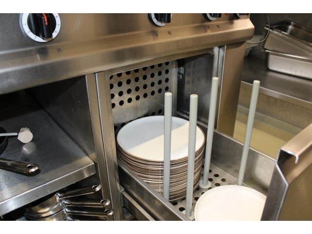 Professioneel inductiefornuis - afbeelding 2 van  12