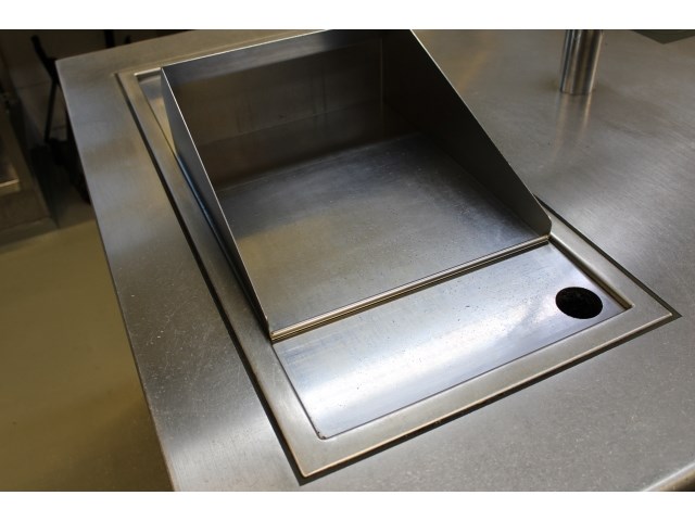 Professioneel inductiefornuis - afbeelding 9 van  12