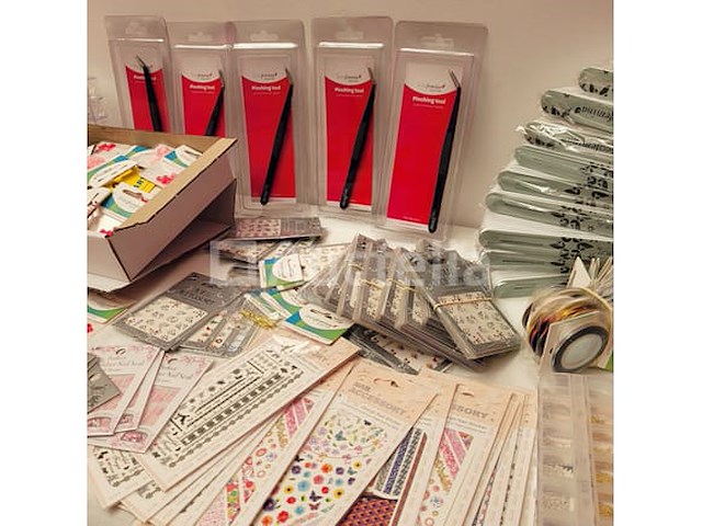 Professioneel nagelmateriaal • 363 items • 43 ref. - afbeelding 8 van  10