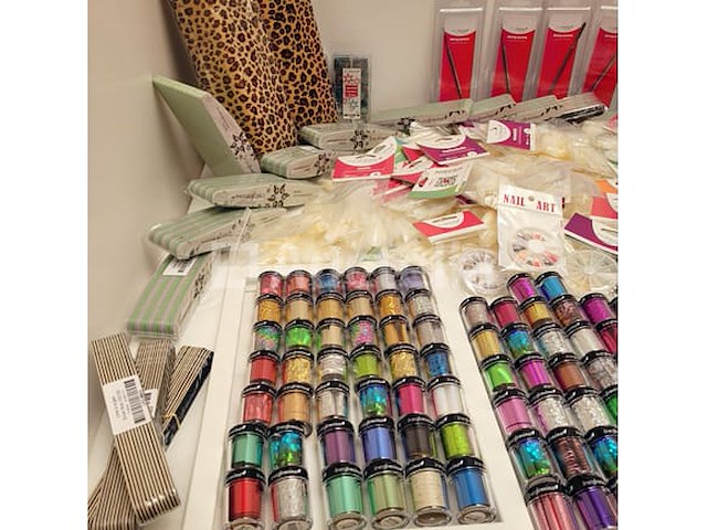 Professioneel nagelmateriaal • 363 items • 43 ref. - afbeelding 9 van  10