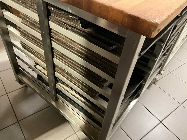 Professionele bakkerij werktafel - rvs + massief houden blad - afbeelding 10 van  12