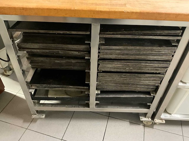 Professionele bakkerij werktafel - rvs + massief houden blad - afbeelding 9 van  12