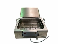 Professionele elektrische roestvrijstalen patisserie- of visfriteuse mkn 58x56x27 cm
