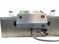 Professionele elektrische roestvrijstalen patisserie- of visfriteuse mkn 58x56x27 cm - afbeelding 10 van  14
