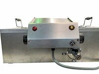 Professionele elektrische roestvrijstalen patisserie- of visfriteuse mkn 58x56x27 cm - afbeelding 11 van  14