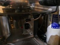 Professionele espressomachine futurmat - afbeelding 4 van  6