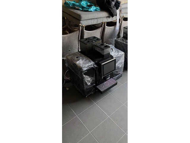 Professionele franke a800 fm volautomatische koffiemachine - afbeelding 3 van  13