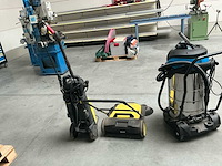 Professionele hbm bouwstofzuiger, borstelmachine kärcher en hoge druk reiniger karomat. - afbeelding 7 van  7