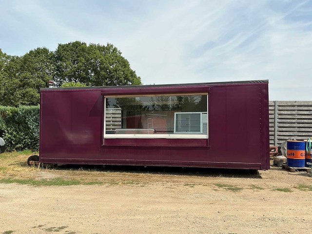 Professionele houtgestookte pizza-foodtruck - afbeelding 11 van  18