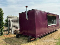 Professionele houtgestookte pizza-foodtruck - afbeelding 13 van  18