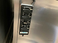Professionele inox horeca-inrichting: werktafel, verrijdbare tafel, wandrek (3x) - afbeelding 14 van  18