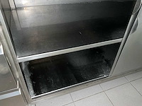 Professionele inox horeca-inrichting: werktafel, verrijdbare tafel, wandrek (3x) - afbeelding 3 van  17