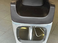 Professionele kappersstoelen haarverzorging - afbeelding 12 van  15