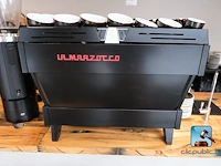Professionele koffiemachine met kopjes - afbeelding 4 van  12