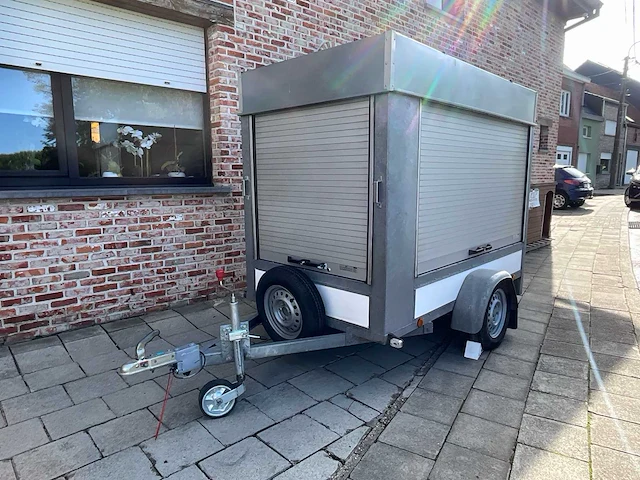 Professionele mobiele hogedrukreiniger met honda-motor – aanhangwagen 750 kg - afbeelding 1 van  28