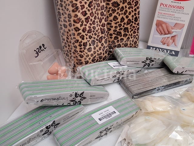 Professionele nagelstock • 354 items • 60 ref. - afbeelding 6 van  12