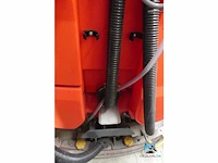 Professionele schrobzuigmachine - afbeelding 9 van  36
