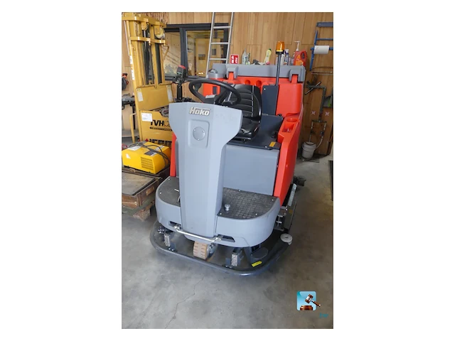 Professionele schrobzuigmachine - afbeelding 1 van  36