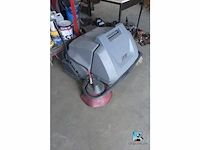 Professionele schrobzuigmachine - afbeelding 17 van  36