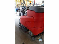 Professionele schrobzuigmachine - afbeelding 12 van  36