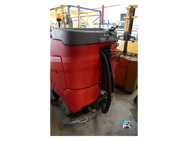 Professionele schrobzuigmachine - afbeelding 23 van  36