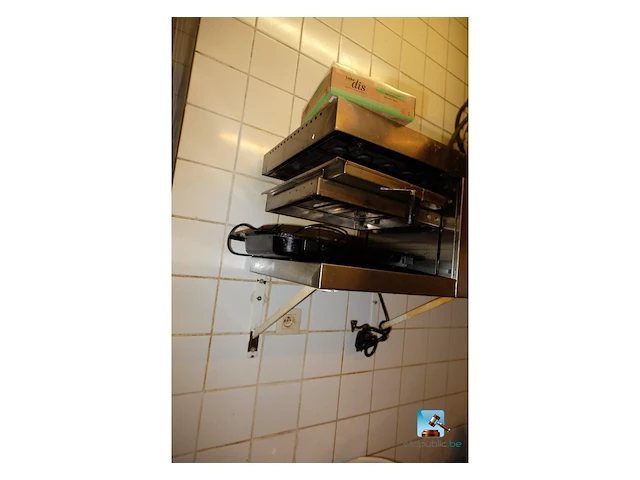 Professionele vacuümverpakkingsmachine en salamander - afbeelding 2 van  8