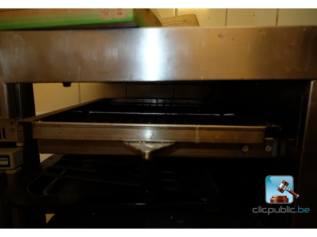 Professionele vacuümverpakkingsmachine en salamander - afbeelding 4 van  8