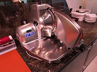 Professionele vleessnijmachine 834s (2021)