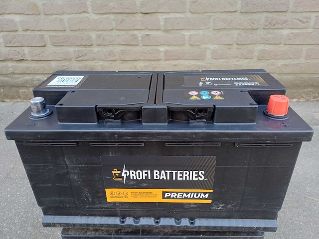 Profi batteries calcium smf 12v 100ah - afbeelding 1 van  1