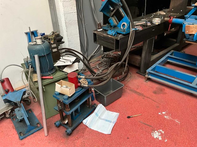 Profielbuigmachine (2x) - afbeelding 5 van  16