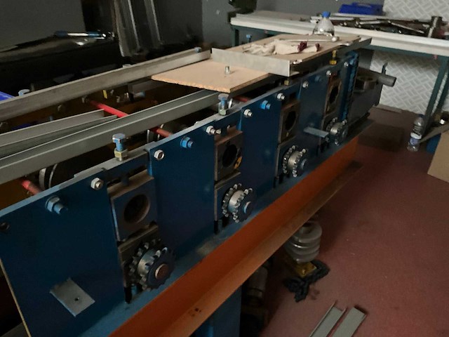 Profielbuigmachine (2x) - afbeelding 13 van  16