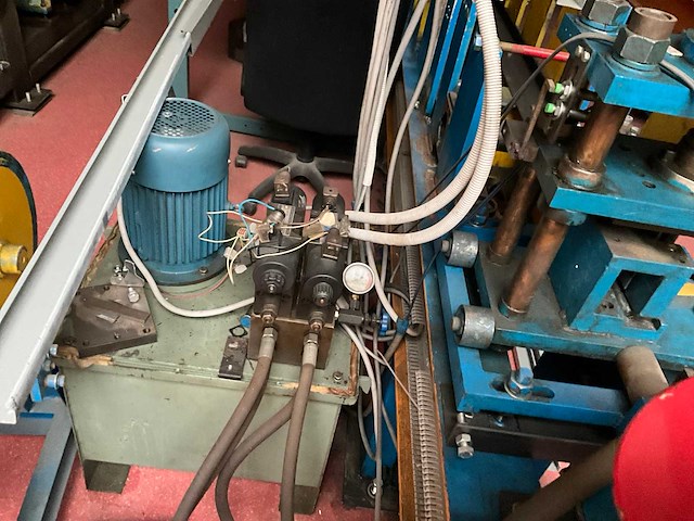 Profielbuigmachine (2x) - afbeelding 15 van  16