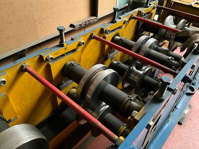 Profielbuigmachine - afbeelding 7 van  9