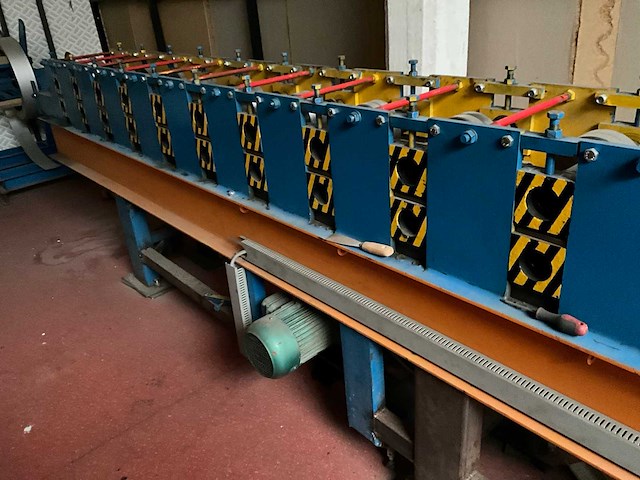 Profielbuigmachine - afbeelding 4 van  9