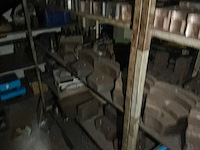 Profielstalen rek met inhoud - afbeelding 6 van  7