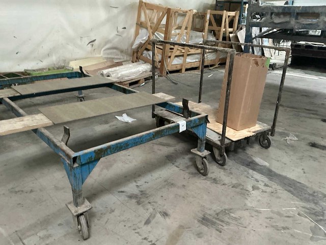 Profielstalen rolwagen - afbeelding 1 van  3