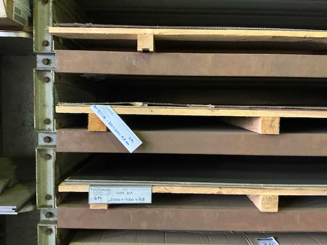 Profielstalen stelling met inhoud - afbeelding 4 van  6