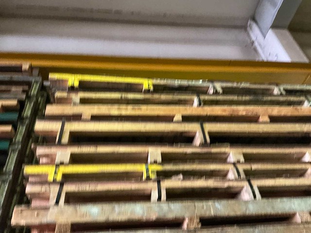 Profielstalen stelling met inhoud - afbeelding 7 van  7