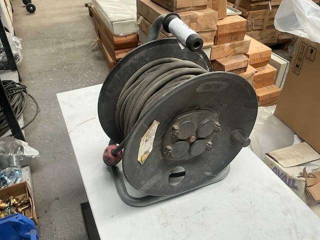Profile 3g2,5 25 meter verlengkabelhaspel - afbeelding 2 van  5