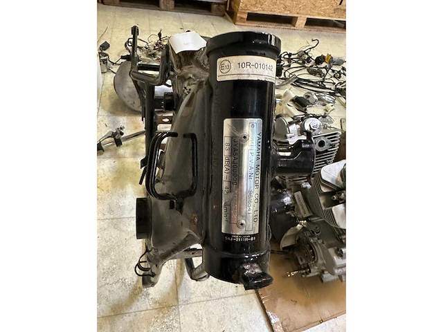 Projectmotor (in onderdelen) - yamaha virago 125cc - afbeelding 19 van  20
