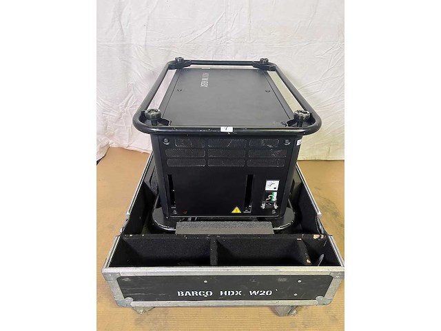 Projector barco hdx-w20 flex - needs service - afbeelding 4 van  6