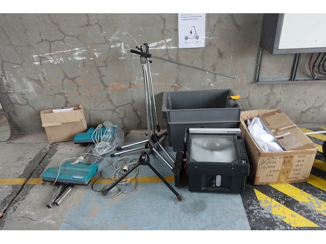 Projector geha- werke - afbeelding 1 van  10