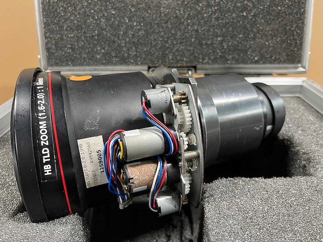Projector lens barco tld hb (1.6-2.0:1) - afbeelding 4 van  7