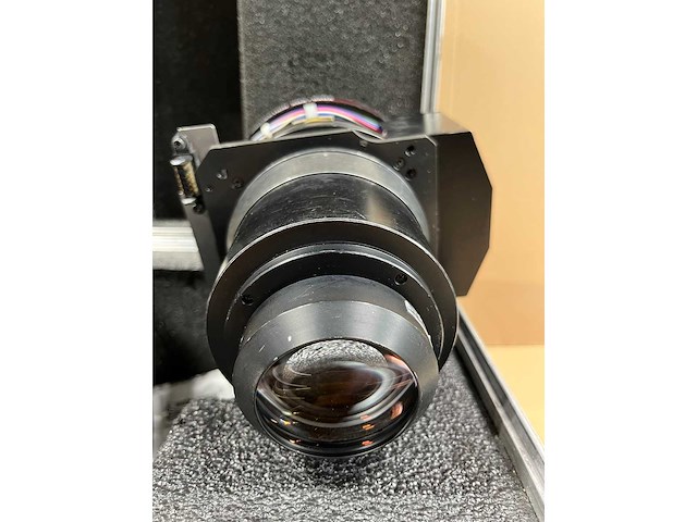 Projector lens barco tld hb (2.0-2.8:1) - afbeelding 6 van  7