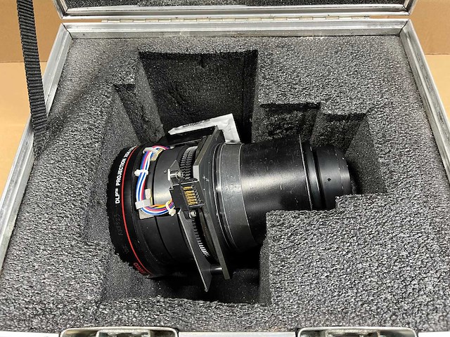 Projector lens barco tld hb (2.0-2.8:1) - afbeelding 3 van  7