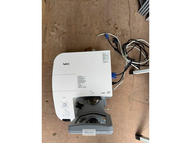 Projector nec - afbeelding 1 van  5