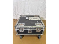 Projector panasonic pt-dz6710e - afbeelding 3 van  3